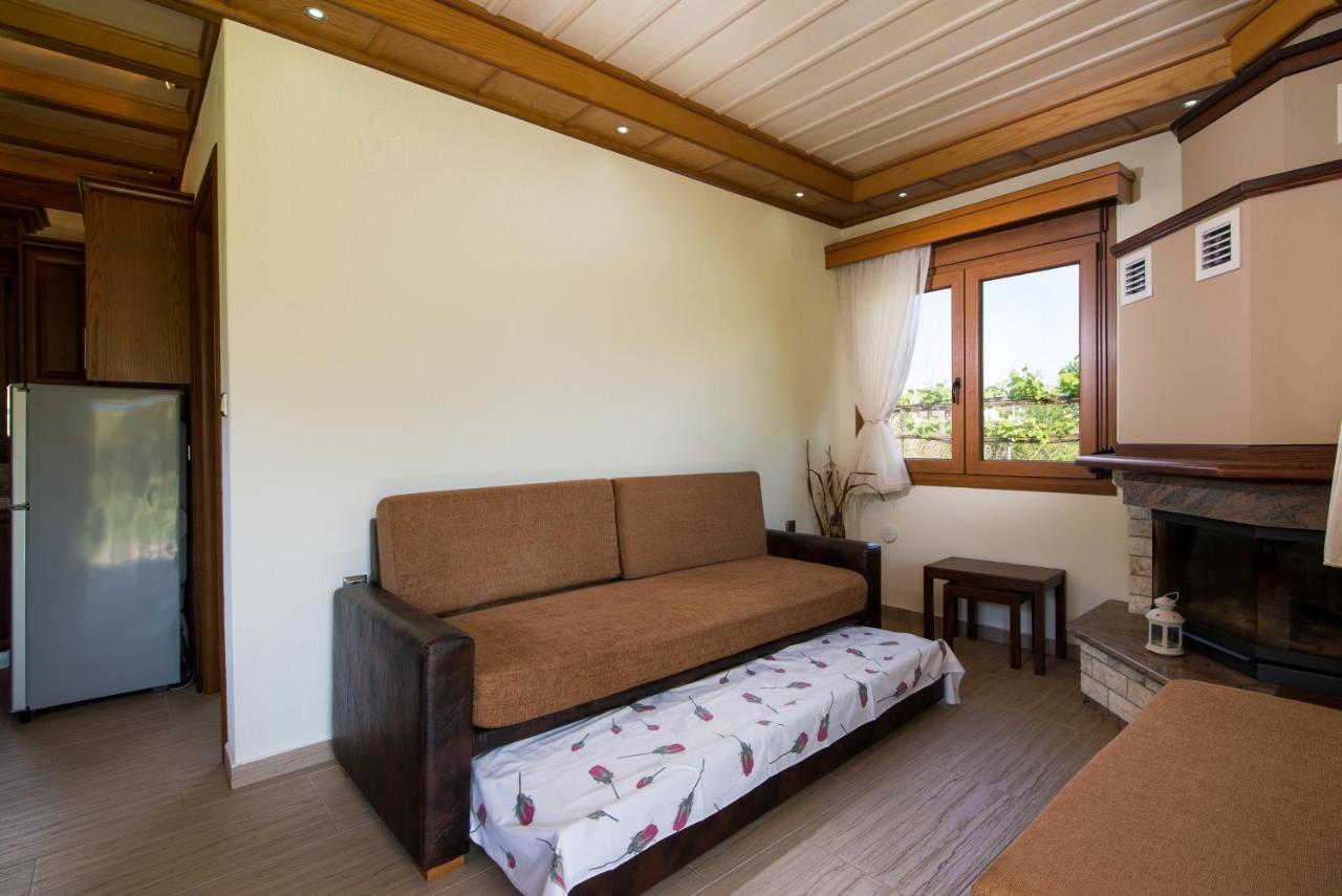 Semiramis Cottage Chrisi Ammoudia Exteriör bild